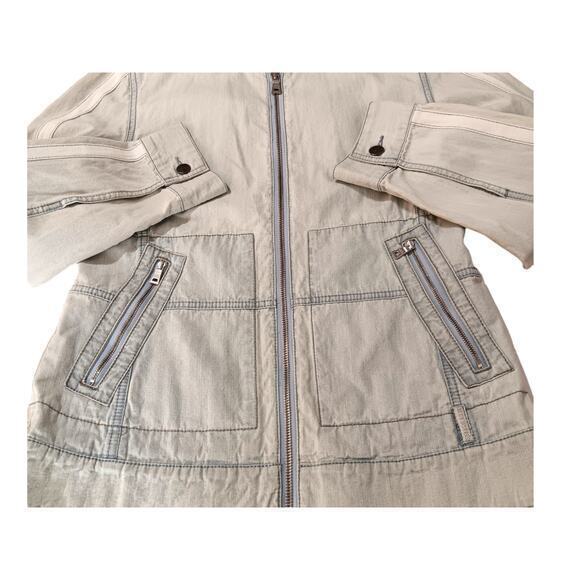BLUE WILLI'S Retro Light Wash Jean‎ Jacket Women's Estimated Size Medium - Picture 2 of 7